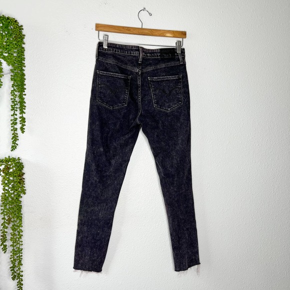 Levi's 711 High Rise Skinny Bass Line Black Denim Jeans Women's Size 27 x 30 - Picture 5 of 10